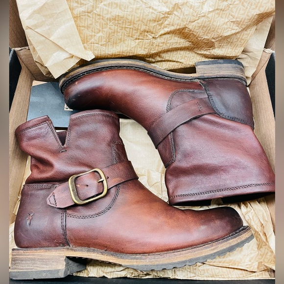 Frye Veronica Booties Redwood 7.5 size - Picture 2 of 11